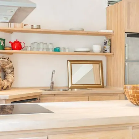 Spacious Flat In A Central, But Calm Area Of Cph * 코펜하겐